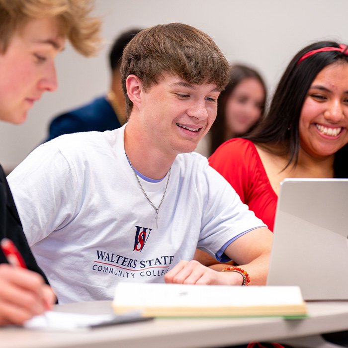 Walters State Students on Campus