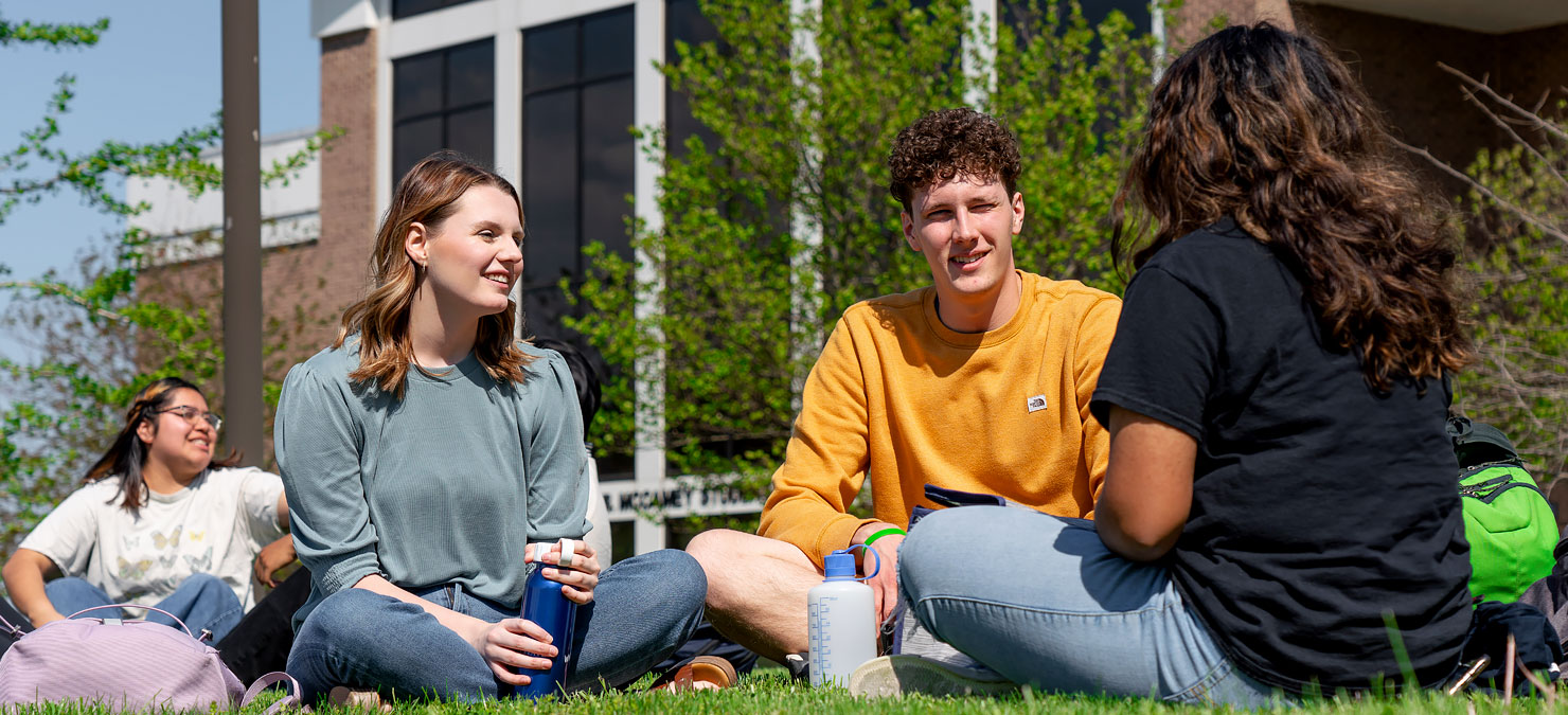 Students attending Walters State Community College. Students attending Walters State Community College.